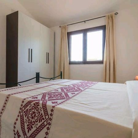 Bed and Breakfast Il Girasole Домус-де-Марія Екстер'єр фото