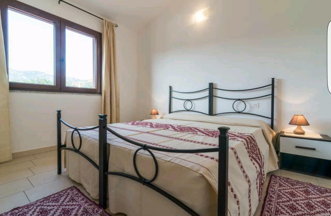 Bed and Breakfast Il Girasole Домус-де-Марія Екстер'єр фото